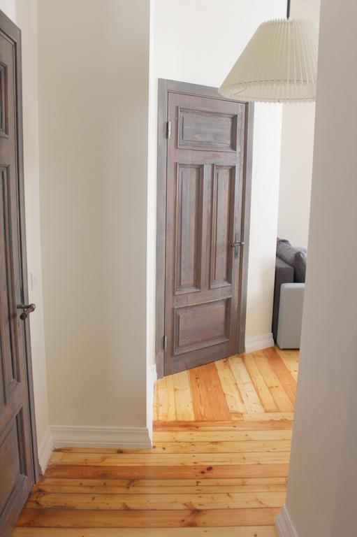 2 Room Apartment In Embasy Area Riga Extérieur photo