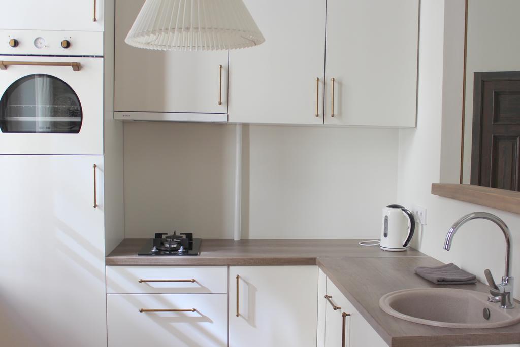 2 Room Apartment In Embasy Area Riga Extérieur photo