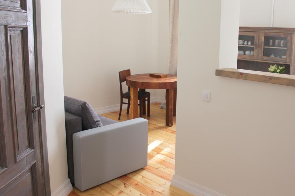 2 Room Apartment In Embasy Area Riga Extérieur photo