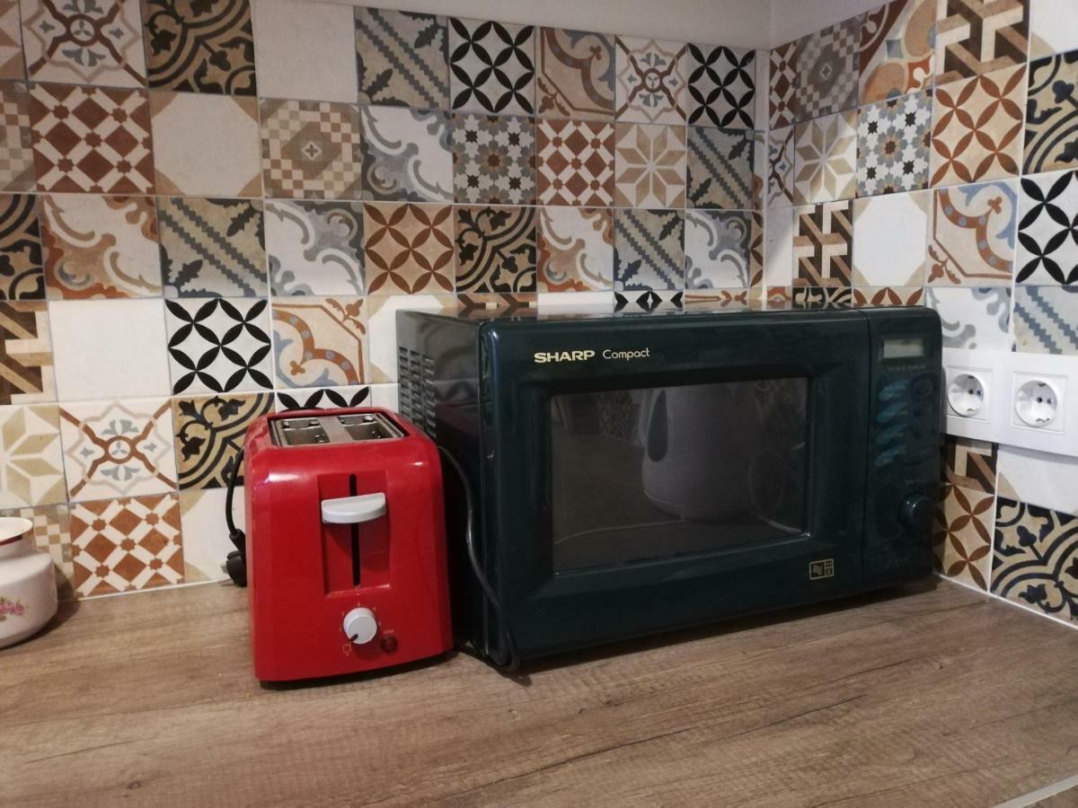 2 Room Apartment In Embasy Area Riga Extérieur photo